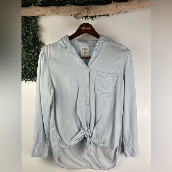 Cheap Monday || chambray tie front shirt - Picture 9 of 11